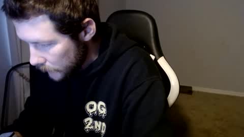 Snapshot of nickandmeg chatting on December 10, 6:17 pm Cakedcouple OF - Yourtattedcutie qurlynfit online show from December 10, 6:17 pm