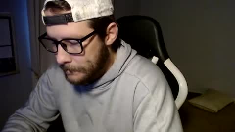 Snapshot of nickandmeg chatting on December 19, 1:29 pm Cakedcouple OF - Yourtattedcutie qurlynfit online show from December 19, 1:29 pm