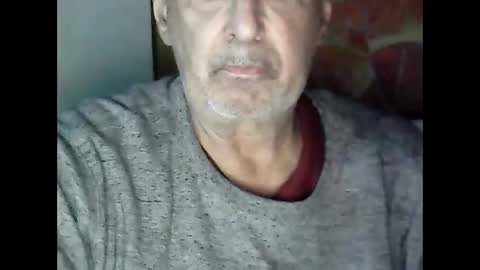 Snapshot of nickincali chatting on December 27, 9:28 am nickincali online show from December 27, 9:28 am