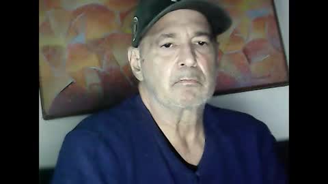 Snapshot of nickincali chatting on January 13, 12:45 pm nickincali online show from January 13, 12:45 pm