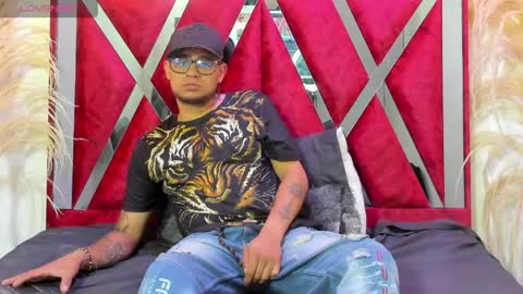 nickk_jonson online show from April 21, 1:06 pm