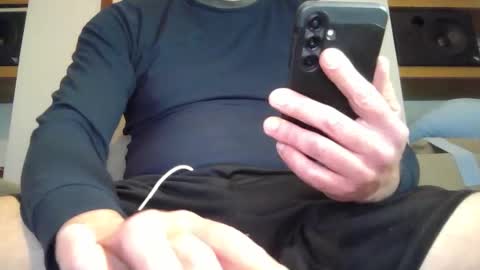 Snapshot of nickstick81 chatting on May 6, 5:18 pm Joystick online show from May 6, 5:18 pm