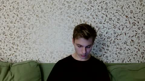 Snapshot of nicksuper8 chatting on December 10, 3:22 pm Nick online show from December 10, 3:22 pm