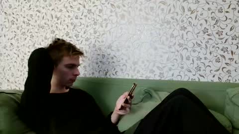 Nick online show from December 10, 6:28 pm