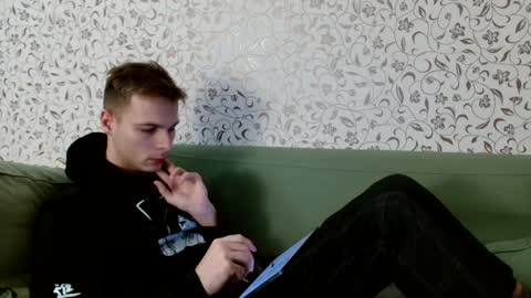 Snapshot of nicksuper8 chatting on January 4, 2:04 pm Nick online show from January 4, 2:04 pm