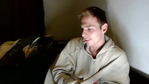 Snapshot of nicksuper8 chatting on September 24, 6:11 pm Nick online show from September 24, 6:11 pm