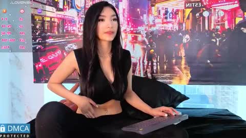 NICKY online show from September 22, 7:05 pm