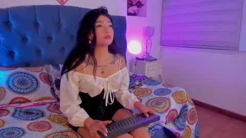 nicky_as online show from December 18, 7:36 am