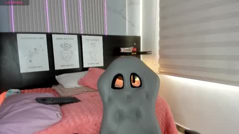 nicky_as online show from February 12, 4:57 pm