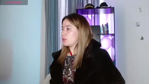 Nicky online show from February 2, 6:10 pm