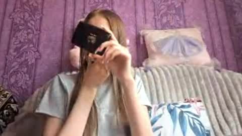 Emily online show from May 30, 11:18 am
