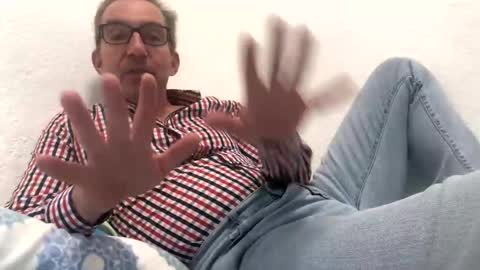 Nico online show from November 18, 10:47 pm