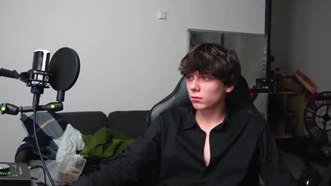 NICO DOMINO online show from January 7, 2:30 pm