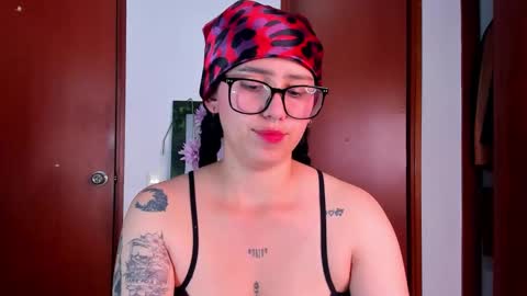 Nico online show from February 6, 2:05 am