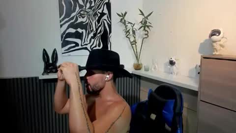 nico_viper online show from December 17, 2:50 am