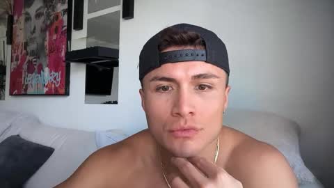 nicoferrarox online show from March 22, 5:16 pm