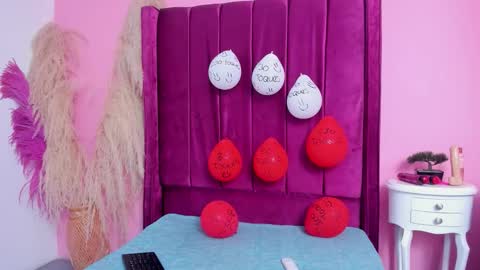 Snapshot of nicohillx chatting on February 17, 6:47 pm nicohillx online show from February 17, 6:47 pm