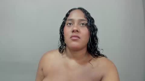 nicohillx online show from August 4, 9:28 pm