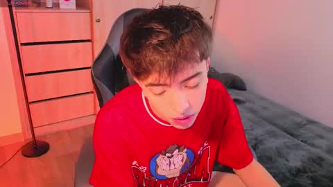 Nicolas online show from September 19, 8:09 pm