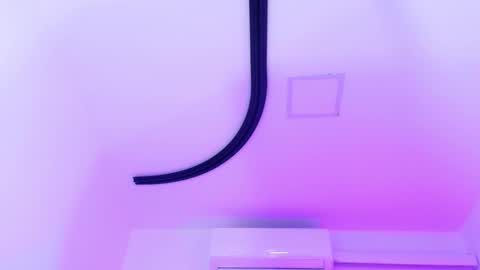 Snapshot of nicol_ferrer chatting on February 7, 3:21 am Nicol online show from February 7, 3:21 am