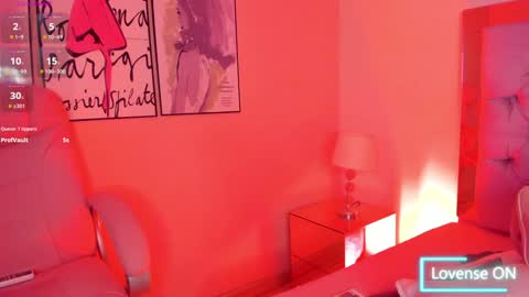 Snapshot of nicol_gw chatting on December 26, 11:24 pm Nicol online show from December 26, 11:24 pm