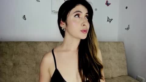 Snapshot of nicol_swift_ chatting on December 20, 3:58 am Nicol online show from December 20, 3:58 am