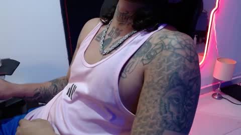 nicolas online show from December 3, 6:37 am