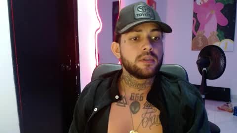 nicolas online show from December 26, 2:33 am