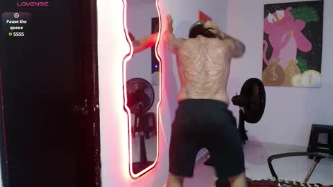 nicolas online show from January 8, 6:09 am