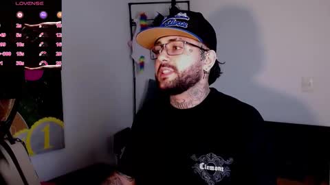 nicolas online show from January 19, 3:21 am