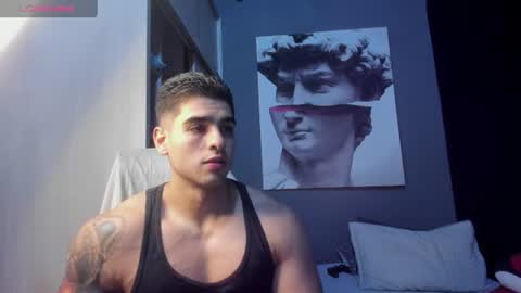 Snapshot of nicolasmuscle chatting on June 23, 5:00 pm Andres online show from June 23, 5:00 pm