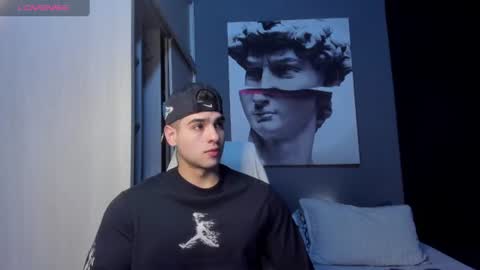 Snapshot of nicolasmuscle chatting on June 28, 1:06 pm Andres online show from June 28, 1:06 pm