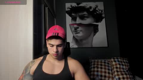 Snapshot of nicolasmuscle chatting on June 30, 10:11 pm Andres online show from June 30, 10:11 pm