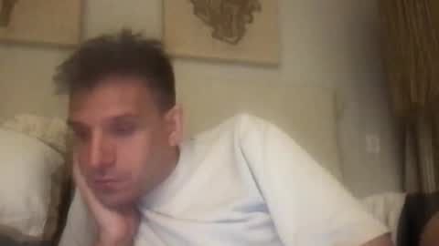 nicolaspercha online show from April 11, 1:54 am