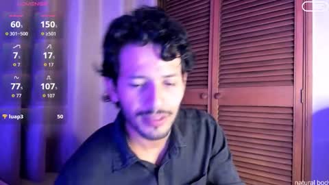 Snapshot of nicolasrodrii chatting on October 18, 10:43 pm nicolasrodrii online show from October 18, 10:43 pm