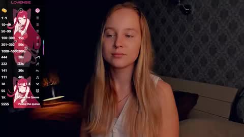 Nicoletta online show from September 18, 5:59 pm