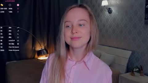 Nicoletta online show from November 11, 6:30 pm