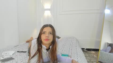 nicole_and_thiago1 online show from March 14, 10:59 pm