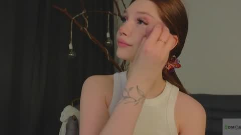 Nicole online show from May 25, 8:59 pm