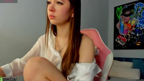 Snapshot of nicole_charm chatting on March 23, 12:14 am GMT7TueWedThSu 0300am-0900am. Sa 1000am-0400pm online show from March 23, 12:14 am