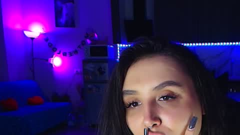 Kitty Nikki online show from January 28, 10:56 pm