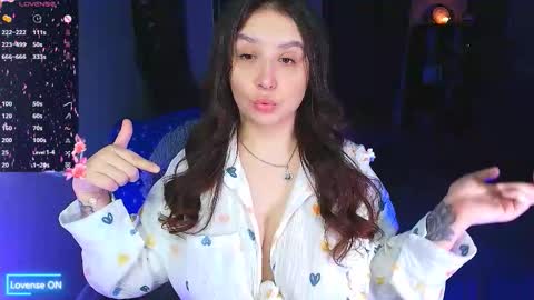 Kitty Nikki online show from March 21, 6:00 pm