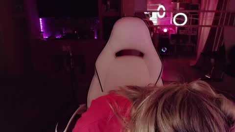 Nicole online show from March 2, 5:08 am