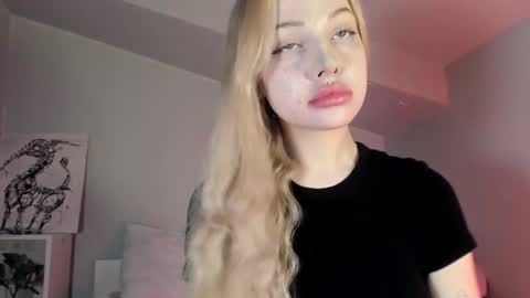 Mary online show from February 15, 7:27 am