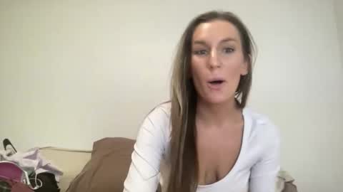 nicolebankkkss online show from March 25, 5:13 am