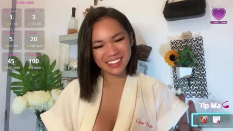 NICOLE online show from February 7, 2:10 pm