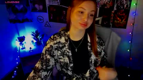 Nicole online show from September 29, 6:51 am