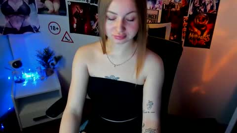 Nicole online show from October 12, 6:45 am