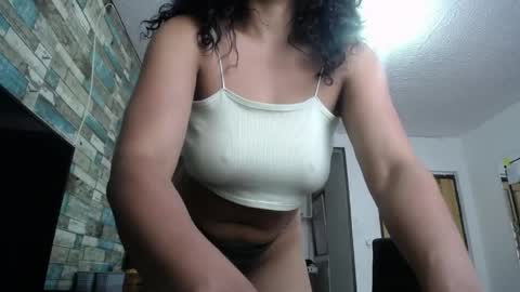 Nicole online show from April 8, 9:04 pm