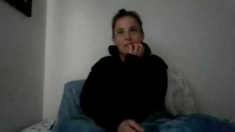 Nicole online show from March 16, 11:31 pm